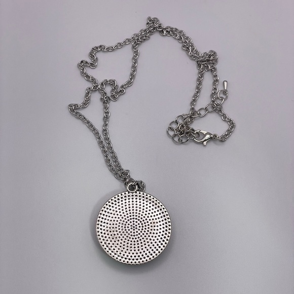 Edward Scissorhands Necklace Tim Burton Jewelry Horror Movies Merch Halloween - Picture 2 of 2